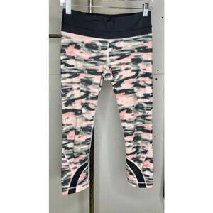 Lululemon Run Inspire Crop II - Size 4